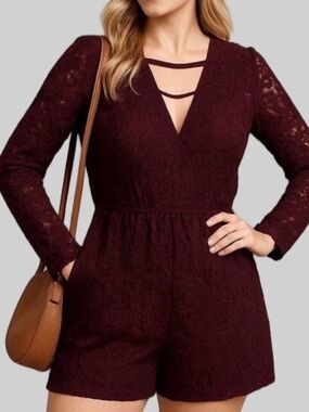 NWT CHARLOTTE RUSSE Lace Romper 1X